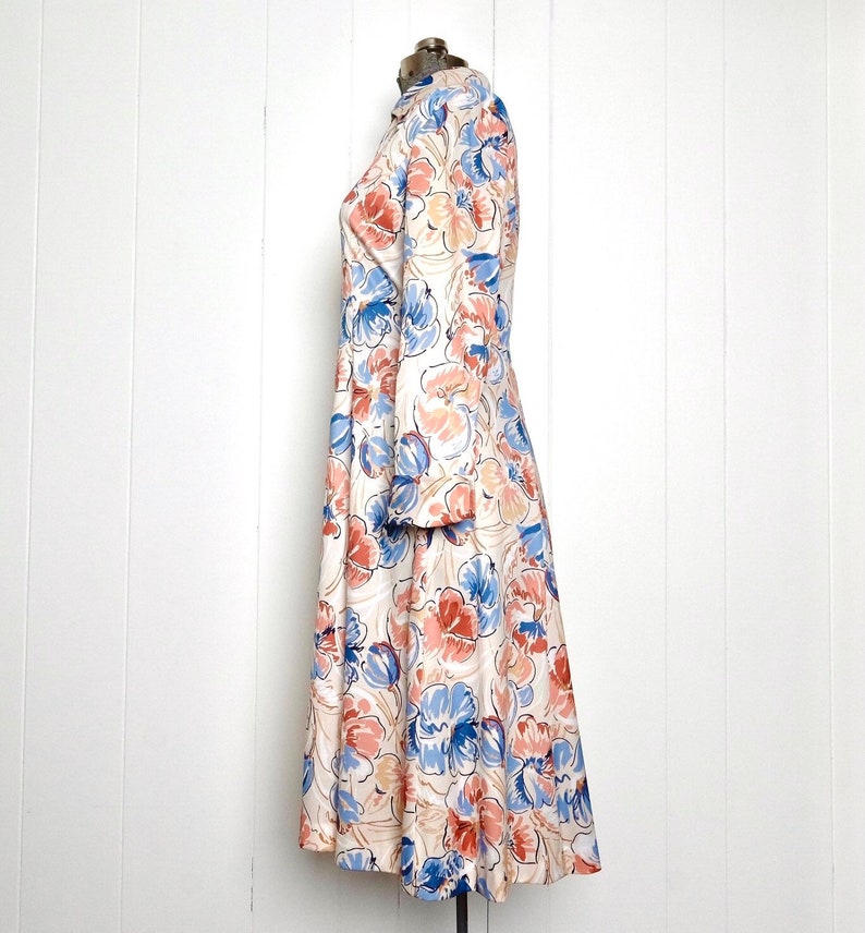 1960s Mod Watercolor Long Sleeve Shift Dress