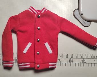 Muñeca hecha a mano chaqueta de béisbol roja ropa de muñeca para muñecas de 12" (pedido personalizado)