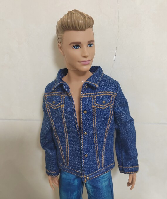 Chaqueta vaquera azul oscuro hecha a mano para muñecas de 12