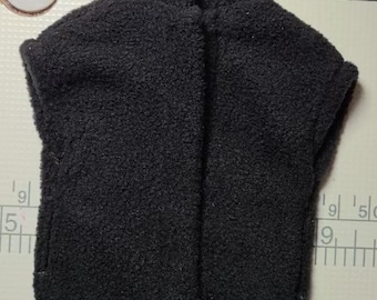 Poupée faite main avec gilet noir, vêtements de poupée pour poupées de 30 cm (12 po.)