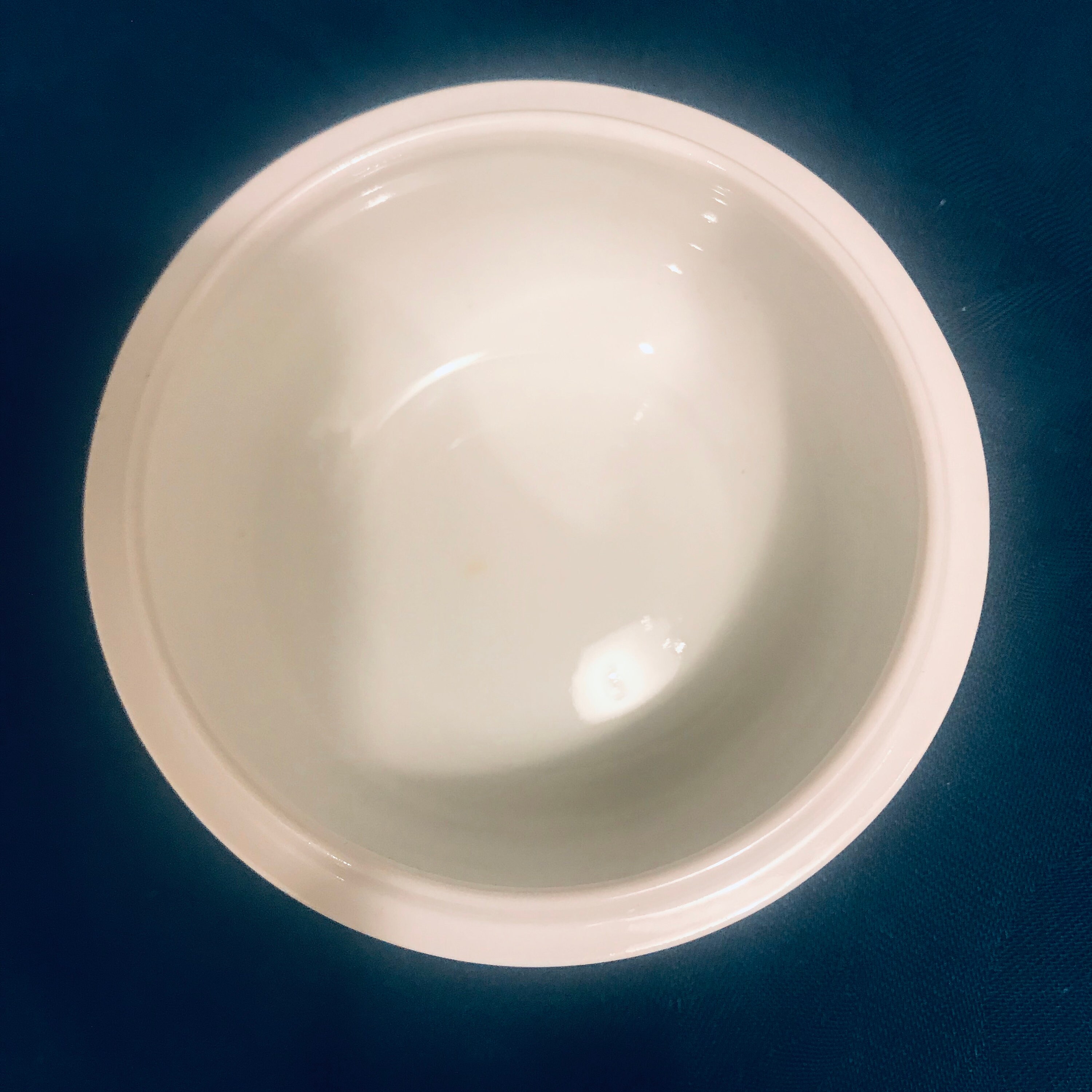 Boîte Meissen Porcelaine Peinte à La Main - Motif Légumes (oignon, Pois, Carottes) - Neuf 2020