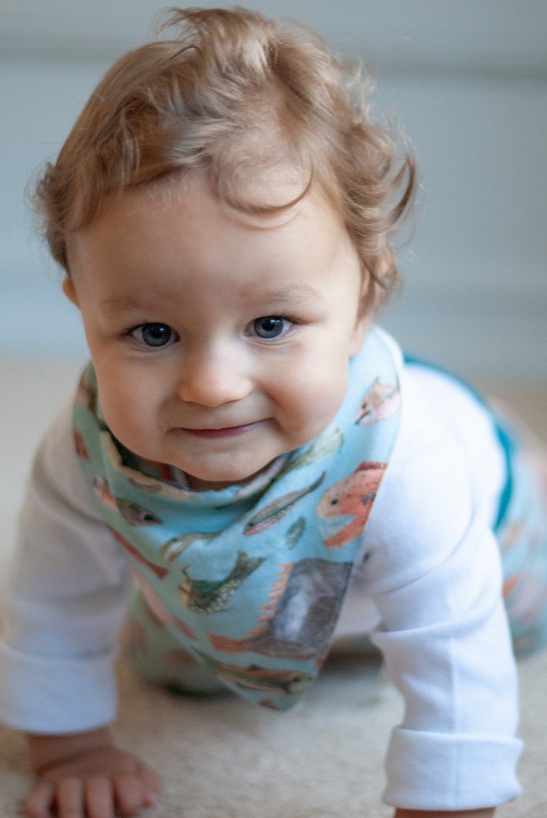 bandana bib sewing pattern, pdf bandana bib, bibdana pattern, baby bandana pattern, bibdana drool bib download, dribble bib sewing pattern image 5