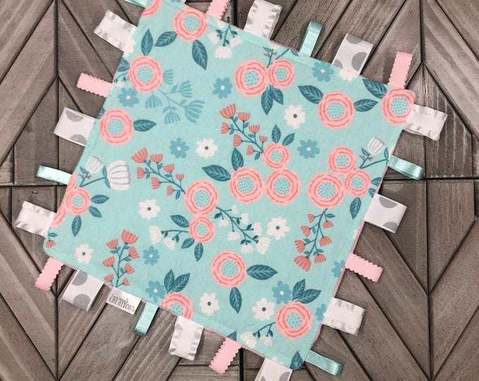 Hedgehog Quilted Baby Girl Taggie Blanket Ribbon Blanket Comfort Item