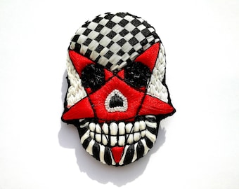Embroidered brooch "Slantagram"