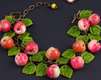 Red apple bracelet ‒ Fruit bracelet ‒ Berry jewelry ‒ Green apple ‒ Polymer clay ‒ Yellow ‒ Green