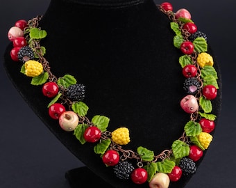 Beeren Kette ‒ Himbeeren, Brombeeren, Äpfel und Kirschen Kette ‒ Rot ‒ Schwarz ‒ Fimo