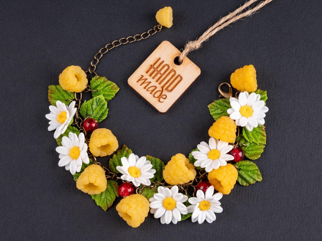 Daisy Raspberry Raspberry Daisy Bracelet: Handmade Polymer Clay Berry Jewelry - Etsy