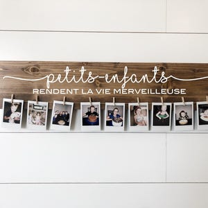 Petits-enfants rendent la vie merveilleuse Handpainted Wooden Sign | Grandparent Gift | Mother's Day Gift | Holiday Gift | Photo Holder