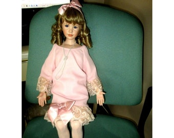 Jeanne Singer Juliana Fully Articulated Fashion 23" Doll MIB w/COA #27 ofonly 50