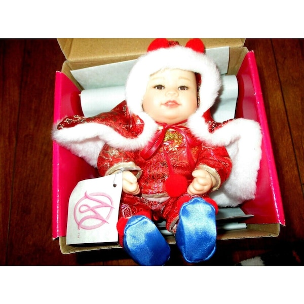 Marie Osmond Shao Pang Oriental Tiny Tot 5.5" Muñeca de resina MIB con certificado