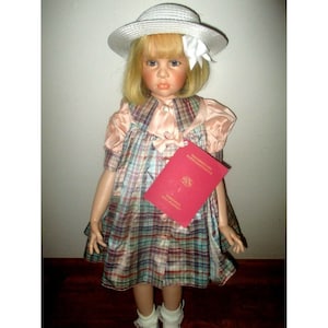 Hildegard Gunzel Binella 28 Poseable Blonde Puppen Doll MIB w/COA 44/750 image 4