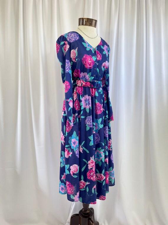 The Eliza: 80s Vintage Navy Blue Pink Purple Flor… - image 5