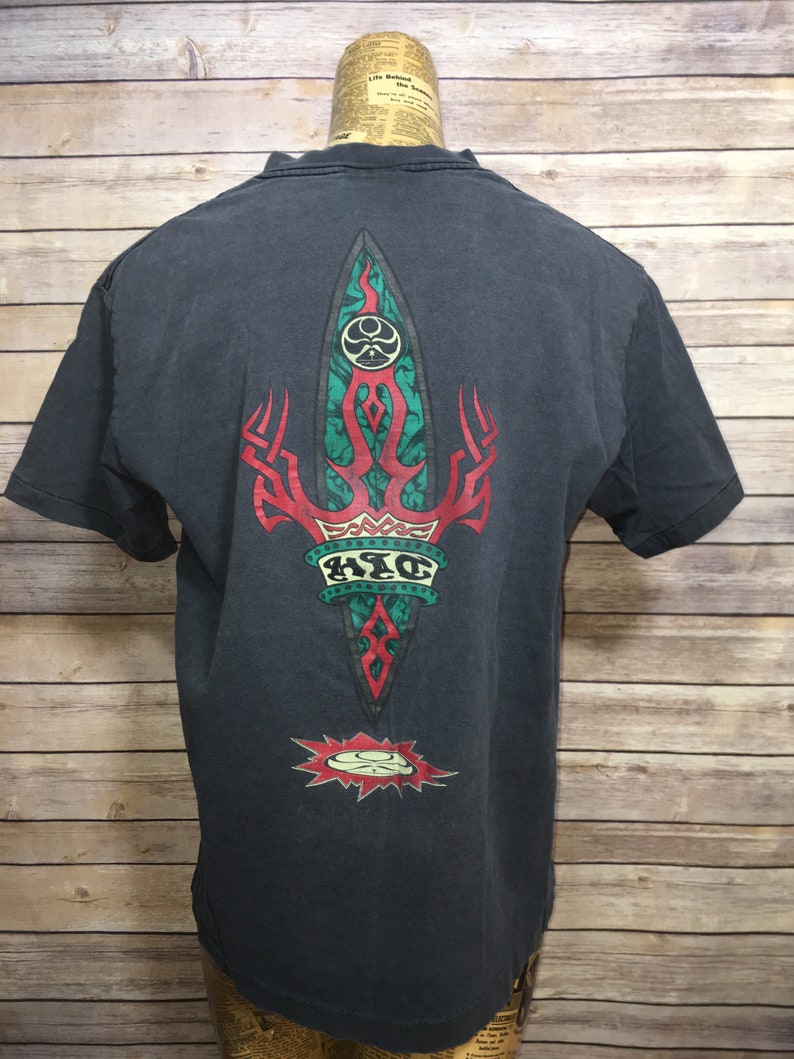 island design shirts