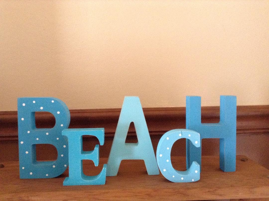 TO THE BEACH Vintage Style Wooden Sign Shabby Chic Retro Home Gift TO THE BEACH Vintage Style Wooden Sign Shabby Chic Retro Home Gift