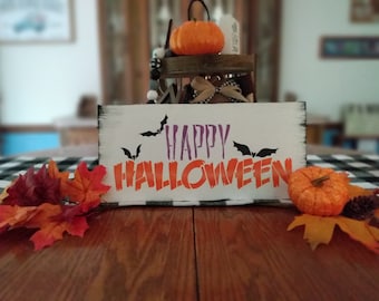 Happy Halloween Signs, Spooky Halloween Decor, Halloween Decorations, Wood Halloween Signs, Halloween Wall Decor, Halloween Decor For Home