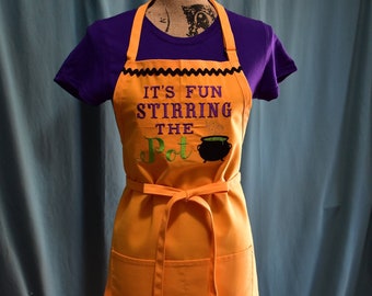 Geborduurd Halloween-schort Fun Stirring the Pot-ketel oranje paars groen