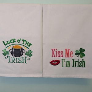 Toallas de cocina bordadas del Día de San Patricio Bésame, soy irlandés y Trébol de la suerte irlandés olla de oro toallas de tela de saco de harina de estilo antiguo