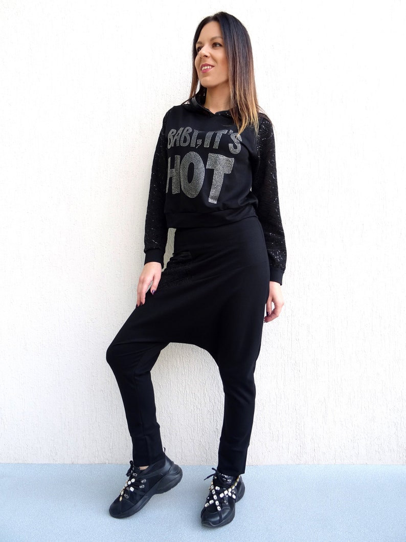 Women Clothing Women Hooded Sweatshirt Graphic Sweatshirt Black Sweatshirt Black Hoodie Oversized Sweatshirt YANORA Hooded Sweatshirt