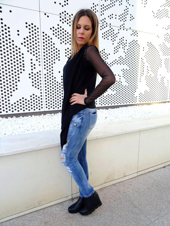 black baggy vest top
