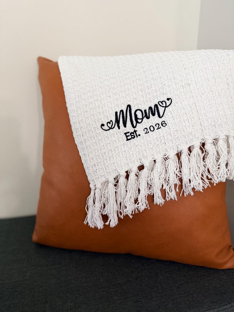 Embroidered Waffle Blanket, Custom Name Throw, Personalized Mom Gift image 3