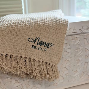 Embroidered Waffle Blanket, Custom Name Throw, Personalized Mom Gift image 14