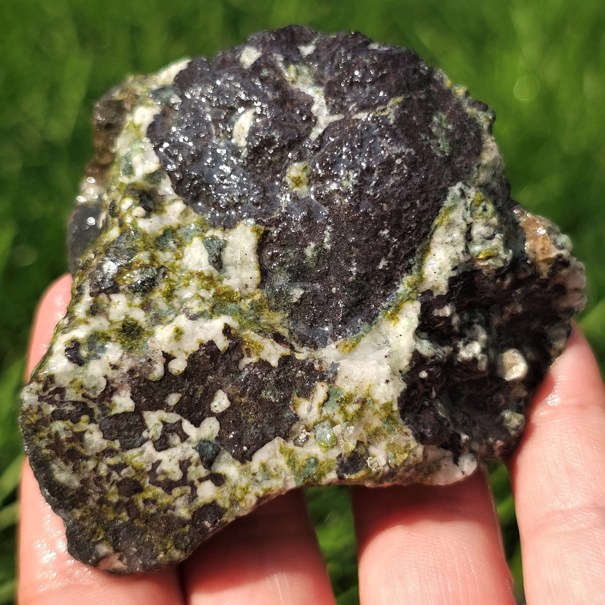 Native Copper Ore Amygdaloidal Basalt, Epidote Quartz Chlorite
