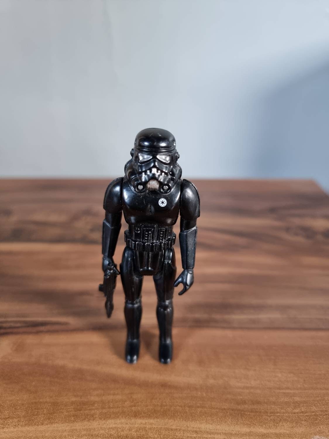 Vintage Custom Figure Shadowtrooper with black imperial blaster