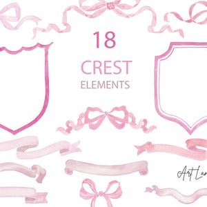 以下が含まれることがあります： 水彩のピンクの紋章要素18個。盾、バナー、リボンなど。テキスト「18 Crest Elements」は黒で書かれています。