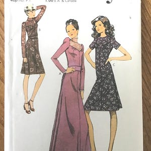 Estilo, para señoritas/jóvenes/adolescentes, vestido, costura central delantera con canesú, cuello o escote redondo, talla 12, "NOTA: Falta el cinturón", patrón 3430