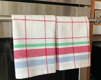 Kitchen Towels - Red Blue Cream Picnic Plaid//Tea Towels//Soft Absorbent 100% Cotton//Moda