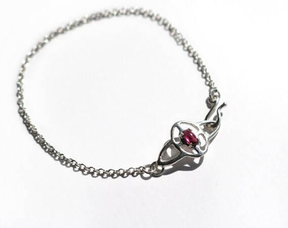 Silver and Rhodolite Garnet Ripple Bracelet