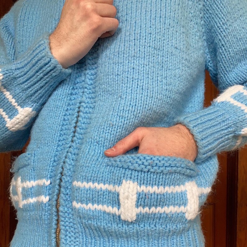 60s Early 70s Hand Knit zip up cardigan