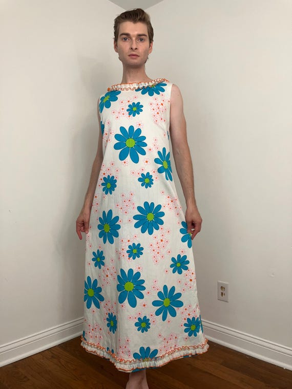 60s flowy dress 1970s vintage novelty print pinafore maxi dress / 60s Mod / ruffles / – Top  of the Shops Boutique main image 1