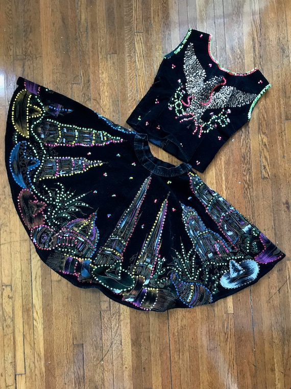Rare 50s Hand painted velvet Mexican circle skirt