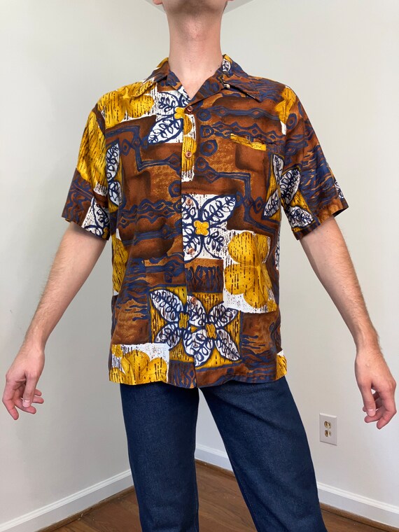 70s Hawaiian shirt - image 7