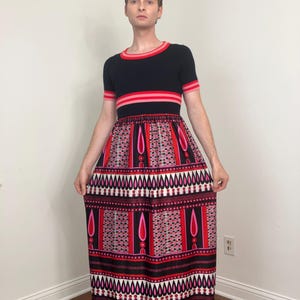 70s Bold abstract print maxi dress