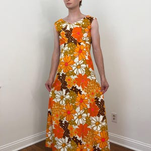 70s Hukilau Fashion flower power Hawaiian maxi dress