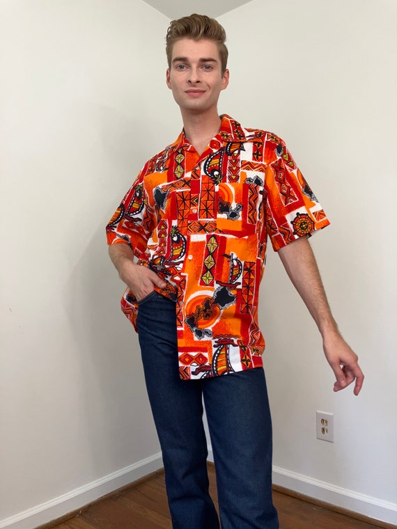 70s Hawaiian shirt - image 3