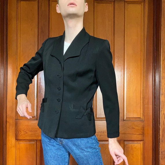 40s Black gabardine blazer with dramatic collar