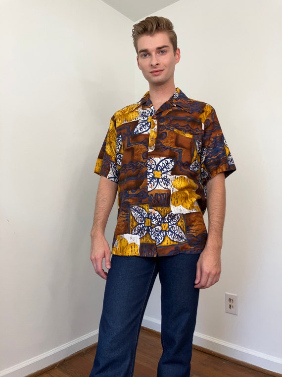 70s Hawaiian shirt - image 5