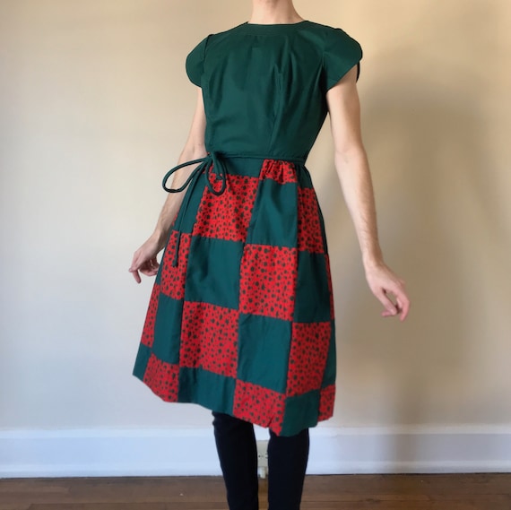 50s Red and green Swirl dress