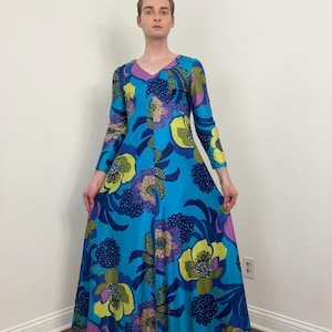 60s / 70s Psychedelic floral maxi dress