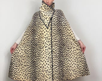60s / 70s Velvetten cheetah print cape by Raincheetahs
