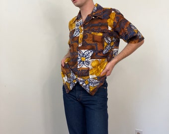 70s Hawaiian shirt