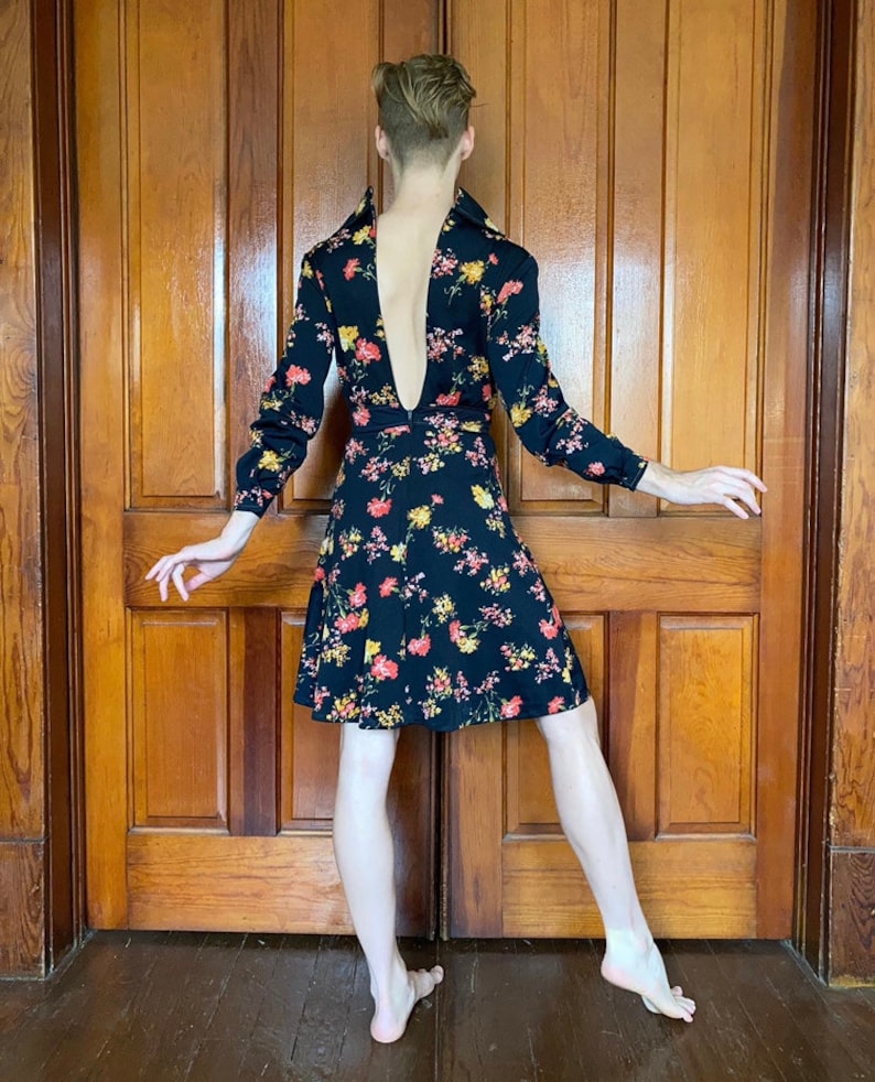 70s Dark floral dress