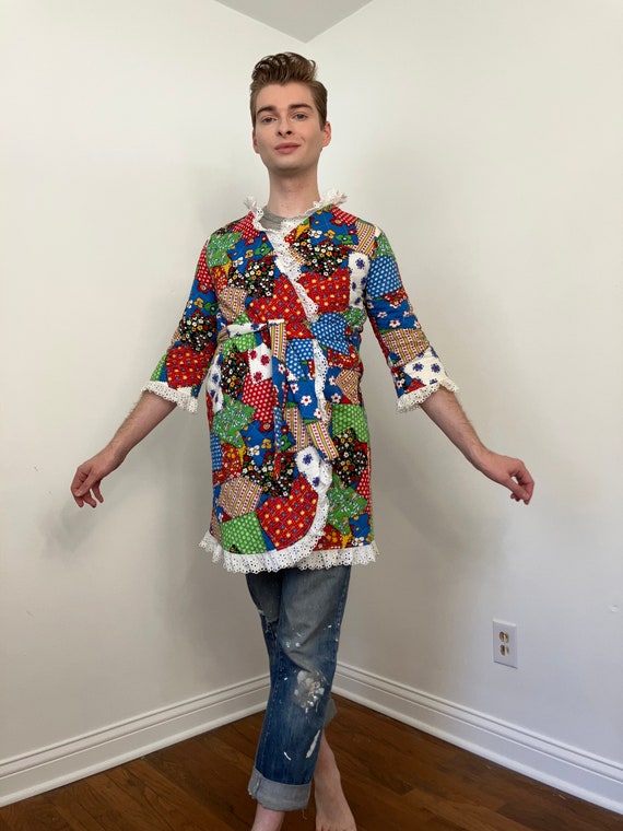 70s Patchwork print quilted wrap jacket - image 3