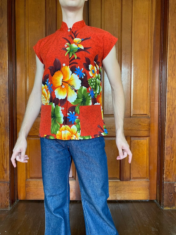 70s Floral hawaiian tea timer blouse