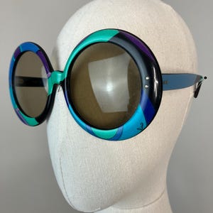 60s Emilio Pucci Iconic Round Sunglasses With Matching Case  display picture 2