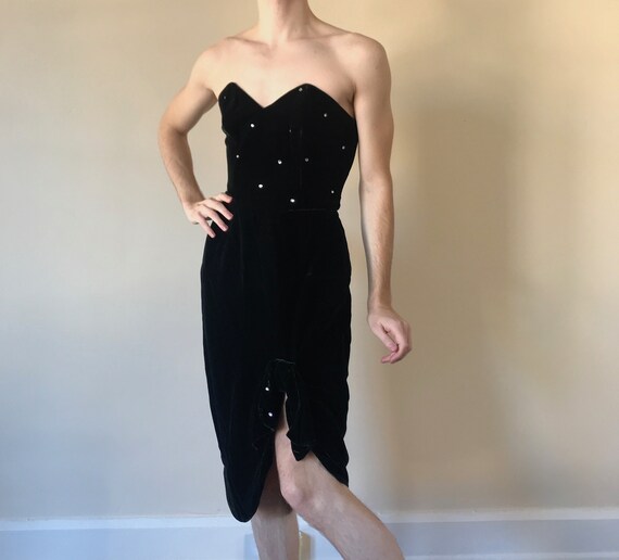 50s / 60s Velvet Cocktail bombshell dress with rhi