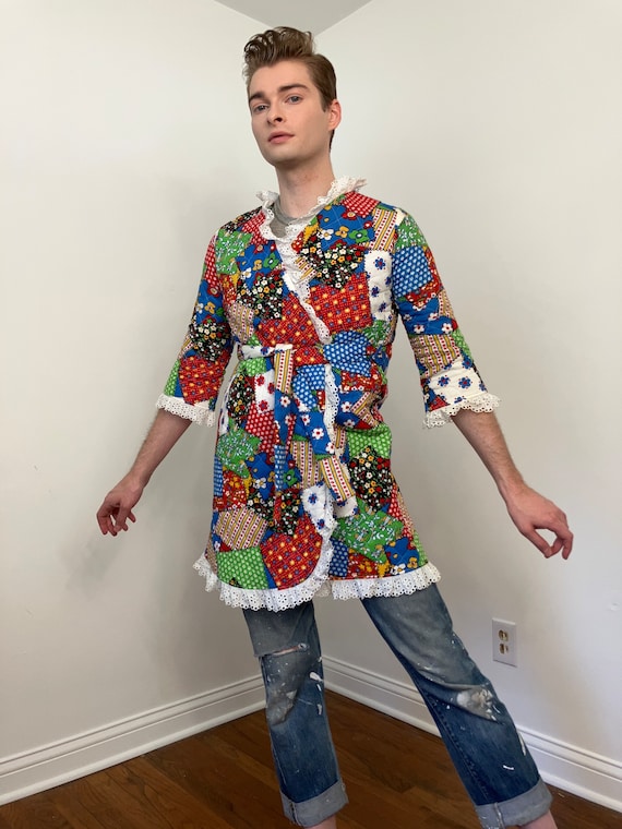 70s Patchwork print quilted wrap jacket - image 2